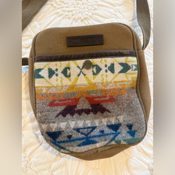 Pendleton Multi-Color Aztec Crossbody - Picture 2 of 7